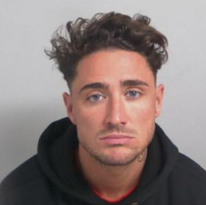 La star de télé-réalité Stephen Bear emprisonnée pour avoir publié du